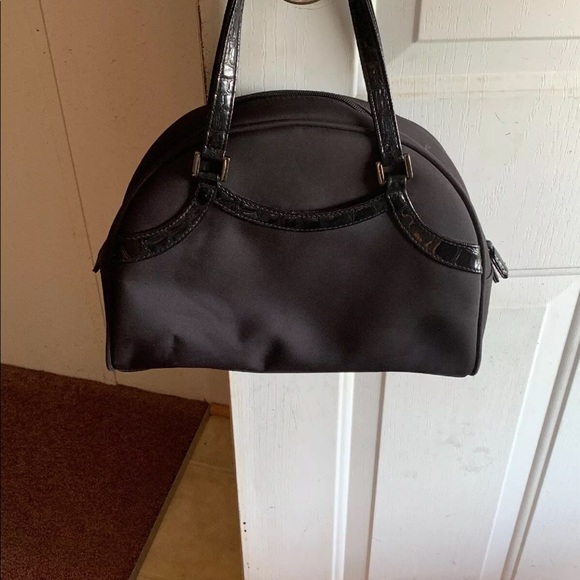 Express black handbag 👜 - Picture 2 of 5